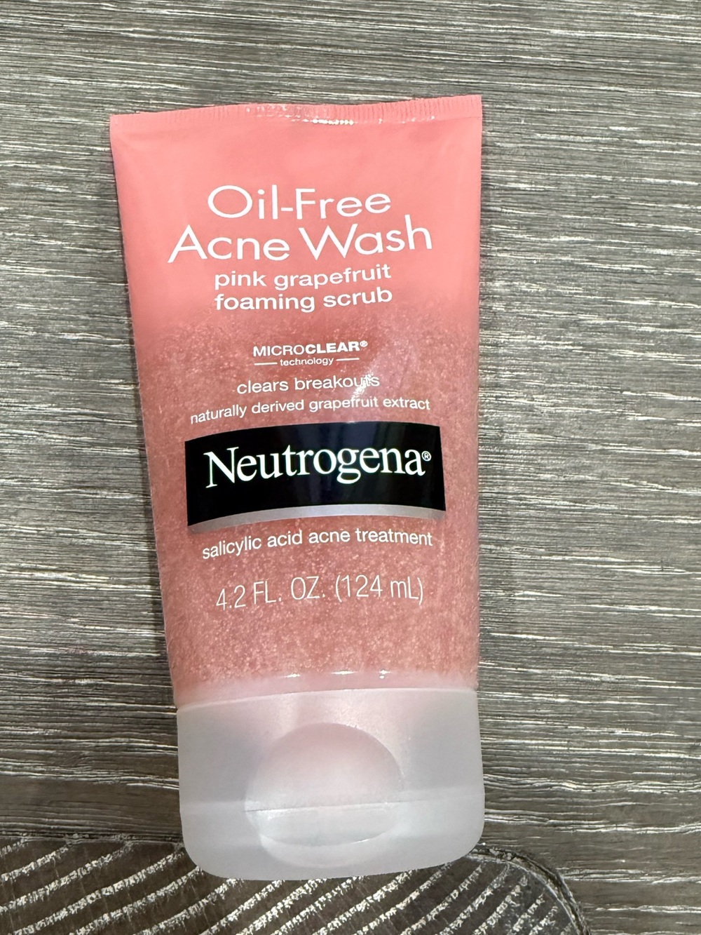 NWT Neutrogena Pink Grapefruit Acne Wash